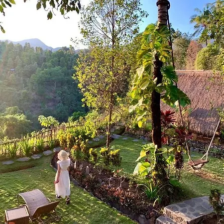 Eco Hut By Valley And 7 Waterfalls