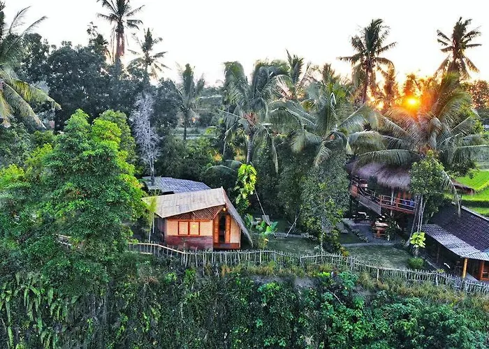 Eco Hut By Valley And 7 Waterfalls Vakantiehuis Ambengan