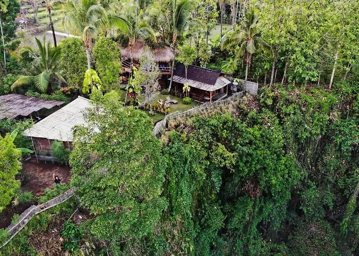 Eco Hut By Valley And 7 Waterfalls