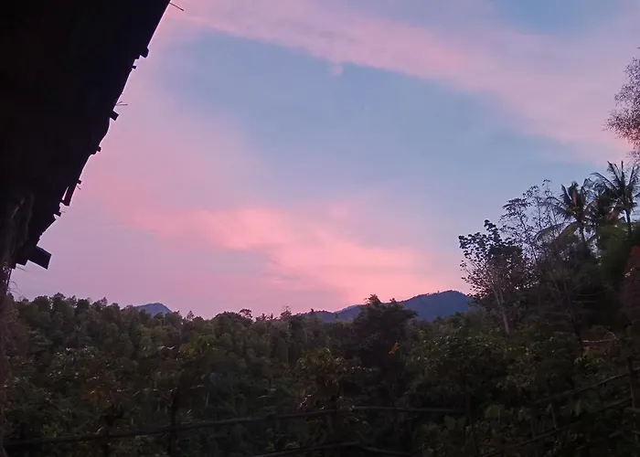 Eco Hut By Valley And 7 Waterfalls Vakantiehuis Ambengan