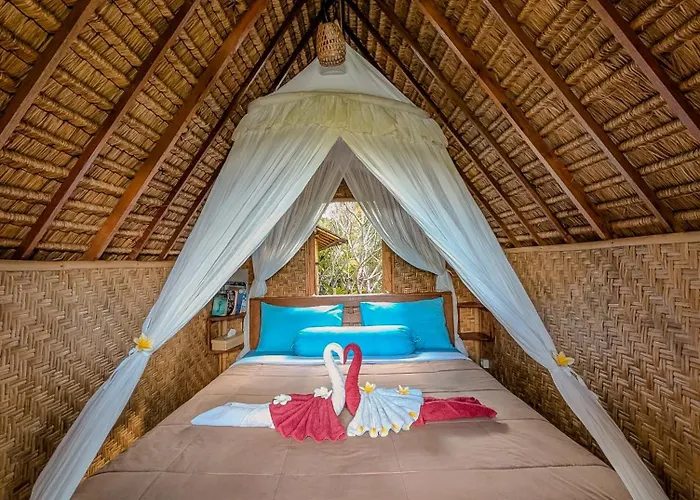 Eco Hut By Valley And 7 Waterfalls